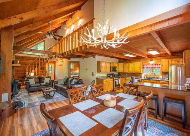 Property at 282 Pams Hill Rd, Wardsboro, VT 05355, 3 beds, 3 baths