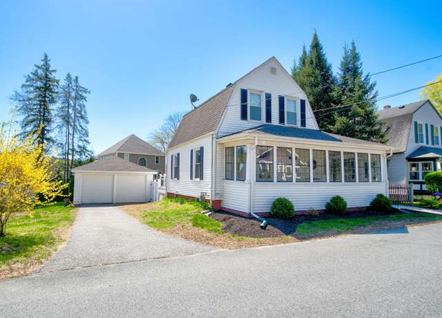 Property at 25 Woods Ave, Haverhill, MA 01830, 3 beds, 1 bath
