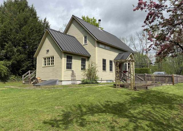 Property at 28 Greenleaf St, Brattleboro, VT 05301, 2 beds, 1.5 baths