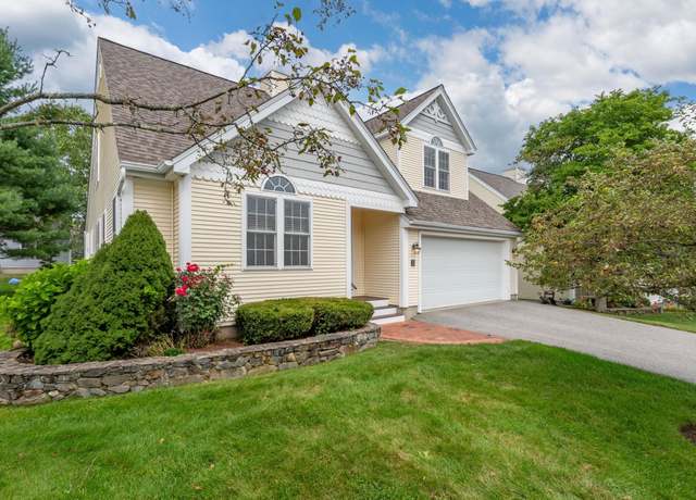 Property at 23 Hampton Mdws, Hampton, NH 03842, 2 beds, 2.5 baths