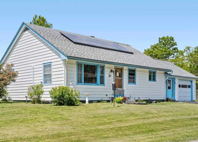 Property at 5 Crescent Ln, Montpelier, VT 05602, 3 beds, 1 bath