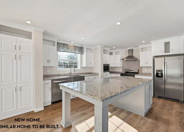 Property at 24 Hawthorne Rd, North Hampton, NH 03862, 2 beds, 2 baths