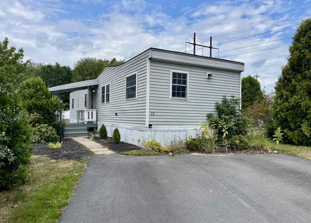 Property at 12 Farmington Dr, Dover, NH 03820-5310, 2 beds, 1.5 baths