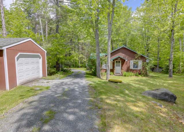 Property at 3061 Benton Rd, Haverhill, NH 03774, 2 beds, 1 bath