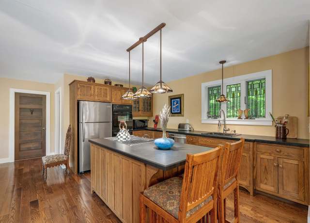 Property at 201 Glen Ledge Rd, Bartlett, NH 03812, 4 beds, 2.5 baths