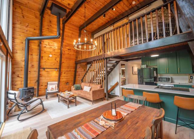 Property at 275 Pam's Hill Rd, Wardsboro, VT 05355, 3 beds, 2 baths