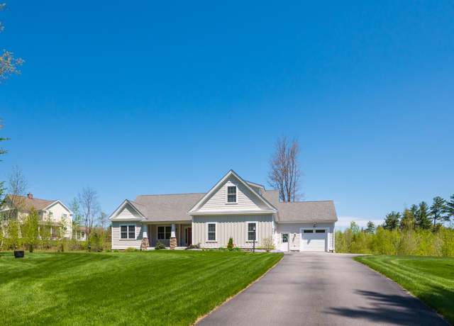Property at 557 Seamans Rd, New London, NH 03257, 4 beds, 3.5 baths