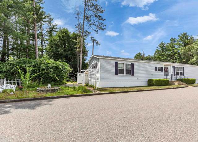 Property at 69 Thistle Way #22, Manchester, NH 03109, 2 beds, 1.5 baths