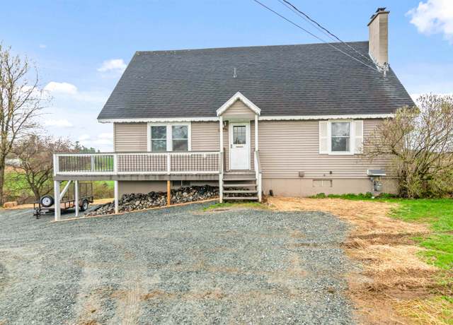 Property at 227 W Berkshire Rd, Enosburg, VT 05450, 2 beds, 2 baths