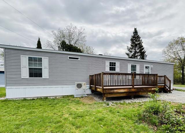 Property at 545 Elm St #6, Milford, NH 03055, 2 beds, 1 bath