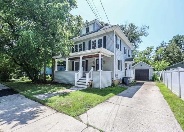 Property at 37 S Lincoln St, Keene, NH 03431, 4 beds, 1.5 baths