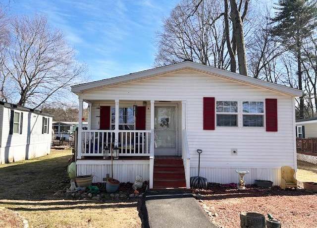 Property at 9 Cornwall Ave, Exeter, NH 03833, 3 beds, 2 baths