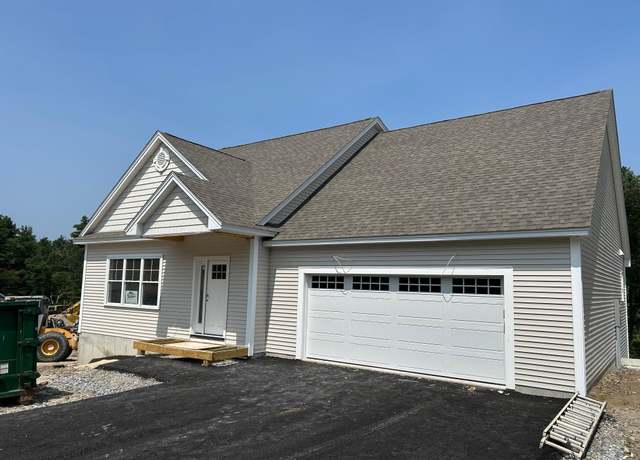 Property at 18 Juliana Ave, Nashua, NH 03064, 2 beds, 2.5 baths