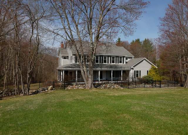 Property at 24 Coventry Rd, Concord, NH 03301, 5 beds, 5 baths