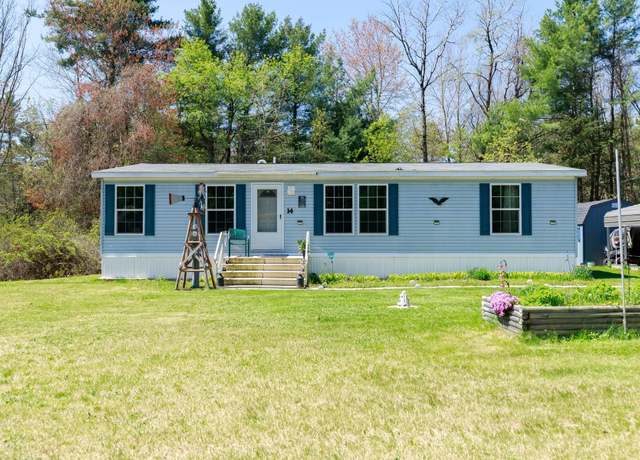 Property at 14 Sunset Dr, Rindge, NH 03461, 3 beds, 2 baths