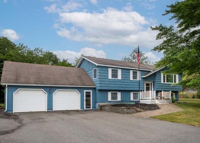 Property at 7 Morrill St, Hampton, NH 03842, 3 beds, 2 baths