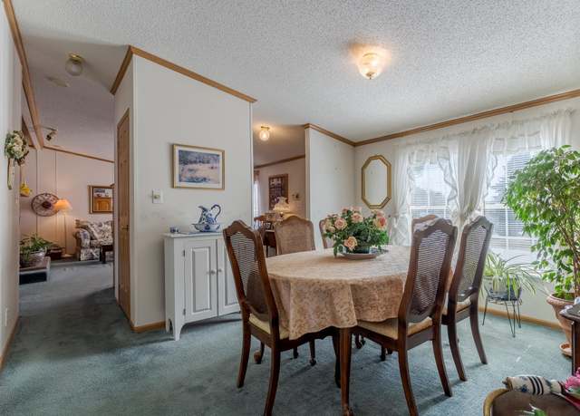 Property at 16 Nashoba Dr, Rochester, NH 03867, 3 beds, 2 baths