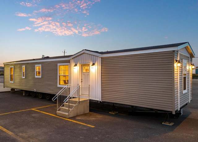Property at 141 Lancaster Rd #4, Gorham, NH 03581, 2 beds, 2 baths