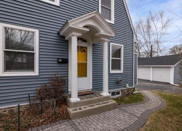 Property at 38 Concord Way, Portsmouth, NH 03801, 2 beds, 1 bath