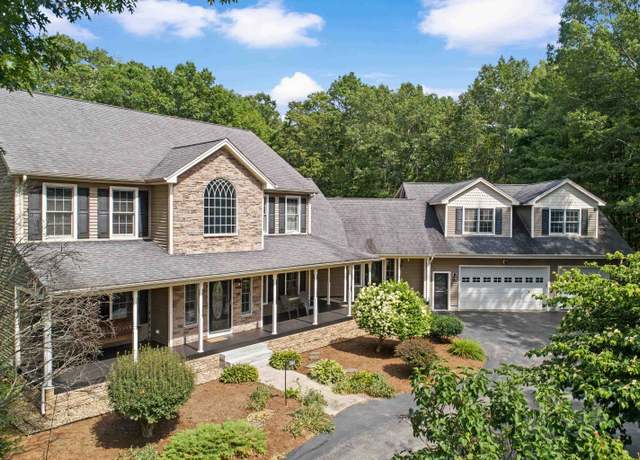 Property at 344 E Dunbarton Rd, Goffstown, NH 03045, 5 beds, 6 baths