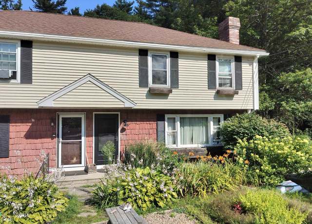 Property at 9 Blueberry Rd Unit R, Derry, NH 03038, 3 beds, 1.5 baths
