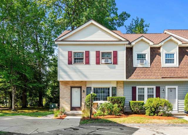 Property at 138 Golfview Dr, Manchester, NH 03102, 2 beds, 1.5 baths