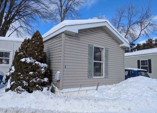 Property at 38 Mount Mansfield Ave, Colchester, VT 05446-3012, 2 beds, 1 bath
