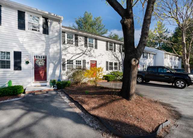 Property at 276 Winding Pond Rd, Londonderry, NH 03053, 2 beds, 1.5 baths