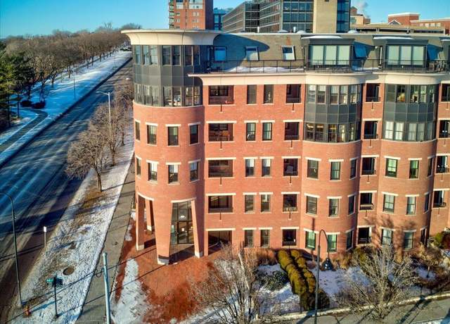Property at 40 College St Unit 203A, Burlington, VT 05401, 2 beds, 1 bath
