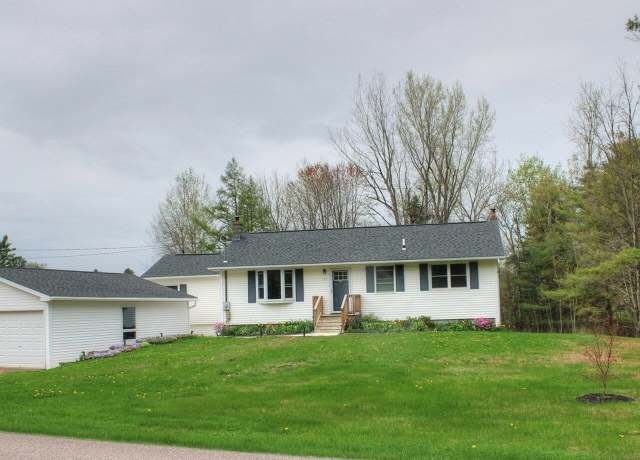 Property at 73 Cobble Hill Rd, Milton, VT 05468, 3 beds, 1.5 baths