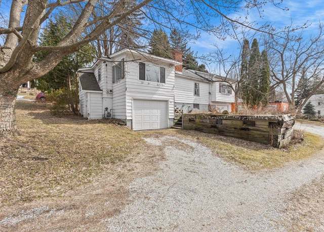 Property at 48 Upper Newton St, St. Albans City, VT 05478, 3 beds, 1 bath