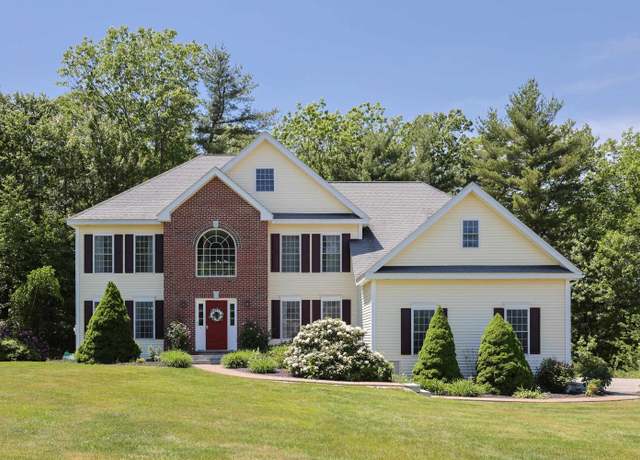 Property at 7 Adella Dr, Nashua, NH 03063, 4 beds, 3.5 baths