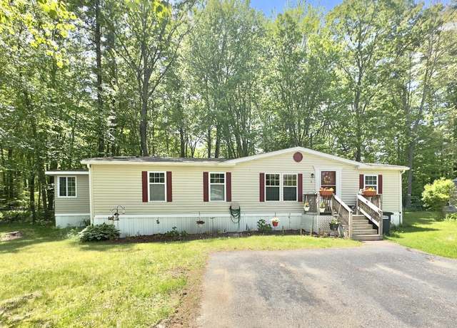 Property at 6 Roland Dr, Allenstown, NH 03275, 3 beds, 2 baths