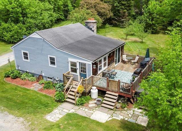 Property at 935 Shaftsbury Hollow Rd, Shaftsbury, VT 05262, 2 beds, 1 bath