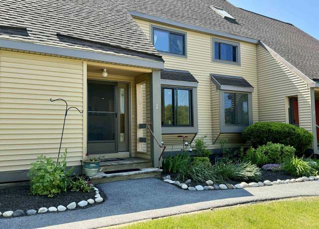 Property at 2 Winchester Ct, Pembroke, NH 03275, 3 beds, 1.5 baths