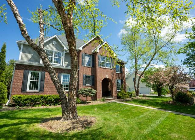 Property at 16 Pinnacle Dr, South Burlington, VT 05403, 4 beds, 2.5 baths
