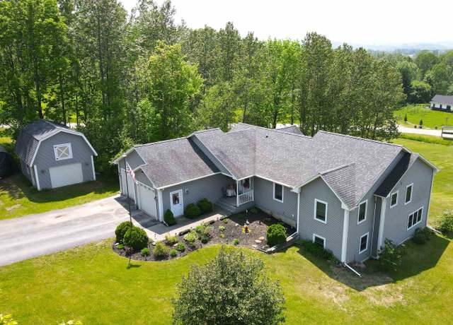 Property at 33 Crab Apple Ln #1, Derby, VT 05829, 3 beds, 3 baths