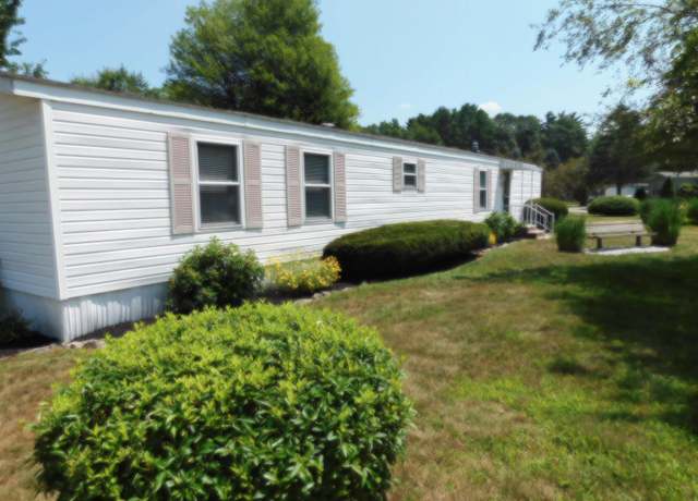 Property at 5 Caribbean Ln, Rochester, NH 03867, 2 beds, 2 baths