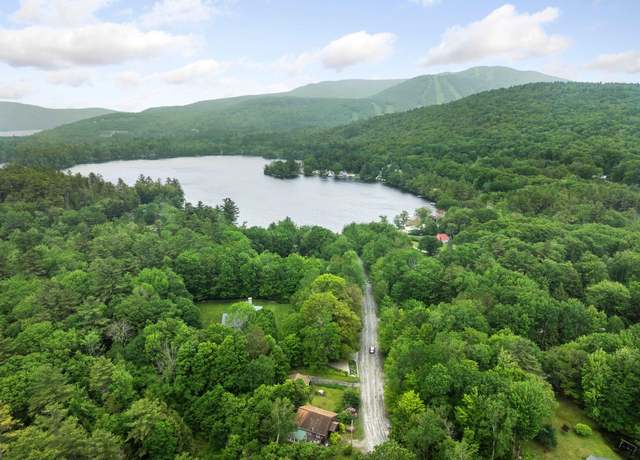 Property at 38 New Province Rd, Sunapee, NH 03782, 3 beds, 1 bath