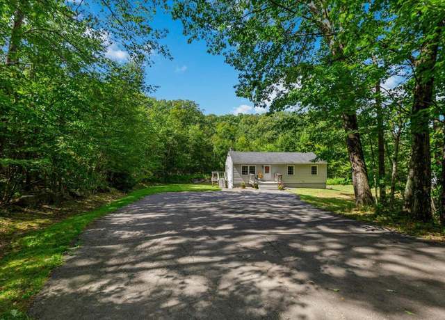 Property at 21 Lorna's Ln, Jaffrey, NH 03452, 3 beds, 1 bath