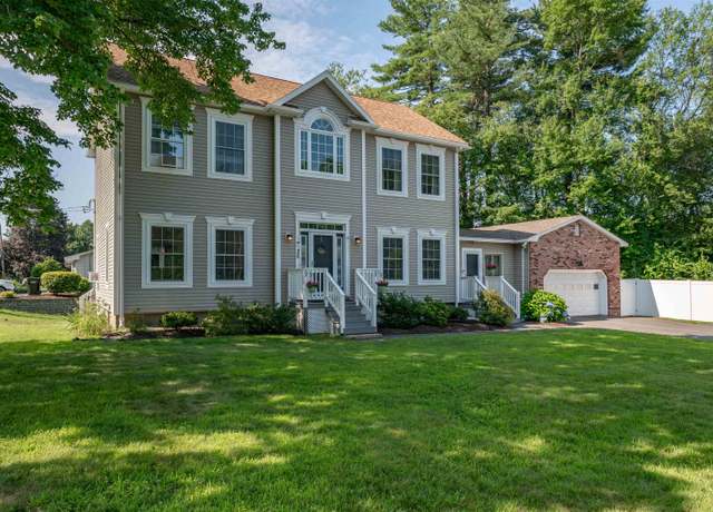 Property at 35 Colonial Dr, Salem, NH 03079, 3 beds, 2.5 baths