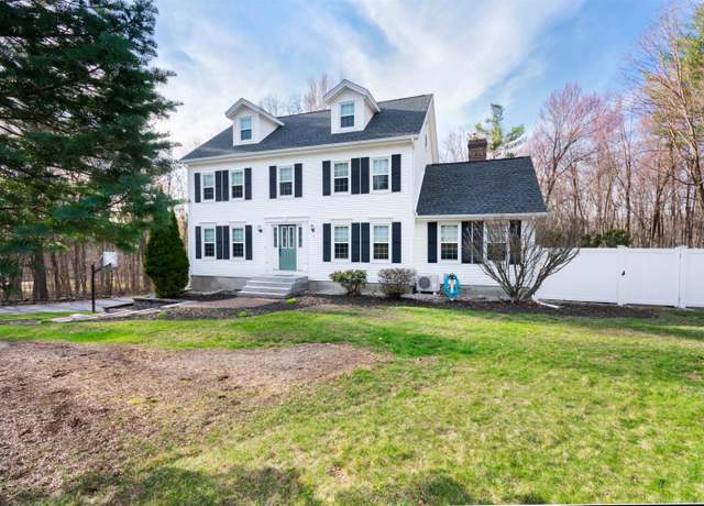 Property at 4 Faye Ln, Londonderry, NH 03053, 4 beds, 2.5 baths