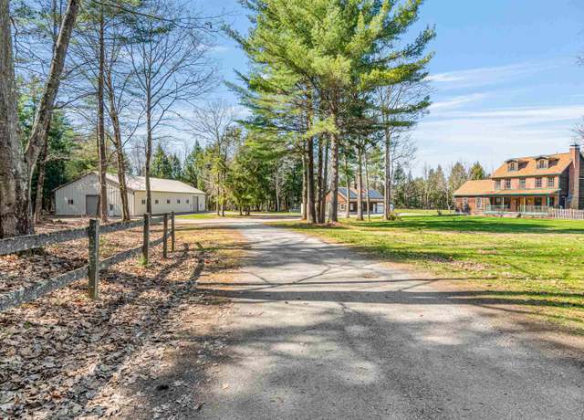 Property at 5 Pine Harbor Rd, Milton, VT 05468, 4 beds, 3.5 baths