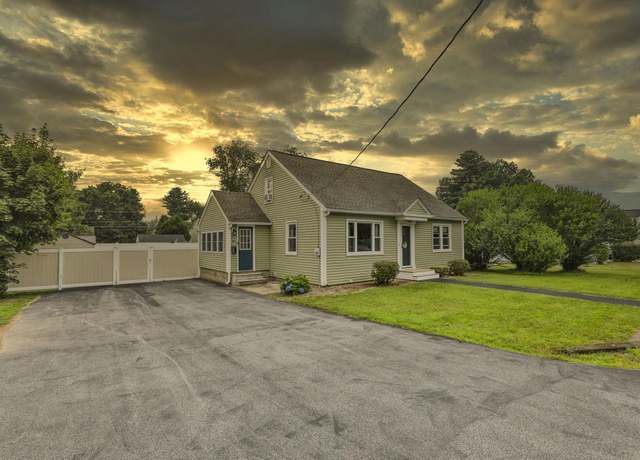 Property at 45 Hunt St, Nashua, NH 03060, 4 beds, 1.5 baths