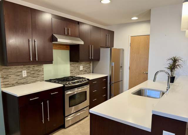 Property at 161 St. Paul St #001, Burlington, VT 05401, 1 bed, 1 bath