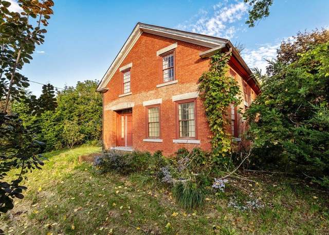 Property at 2107 Main St, Isle La Motte, VT 05463, 2 beds, 1.5 baths