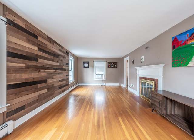Property at 22 Park Ave, Claremont, NH 03743, 3 beds, 1.5 baths