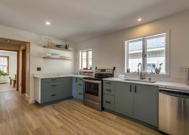 Property at 9 Deeplawn Ct, Ludlow, VT 05149, 3 beds, 2 baths