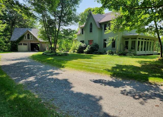 Property at 2090 Randall Rd, Woodstock, VT 05091, 3 beds, 2.5 baths