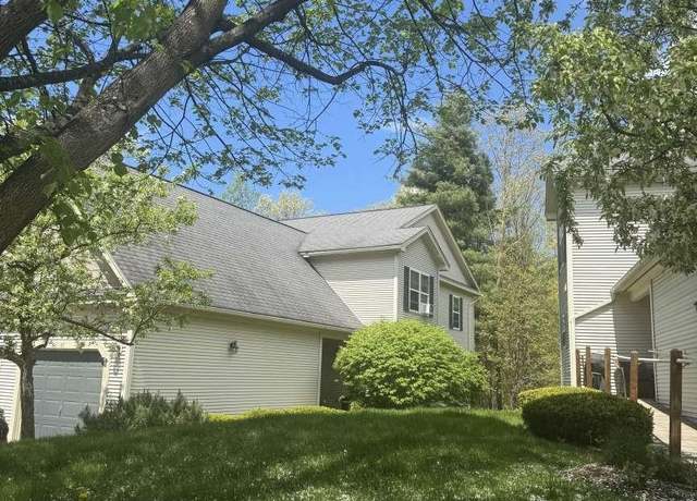 Property at 87 Juniper Dr, South Burlington, VT 05403, 2 beds, 2.5 baths